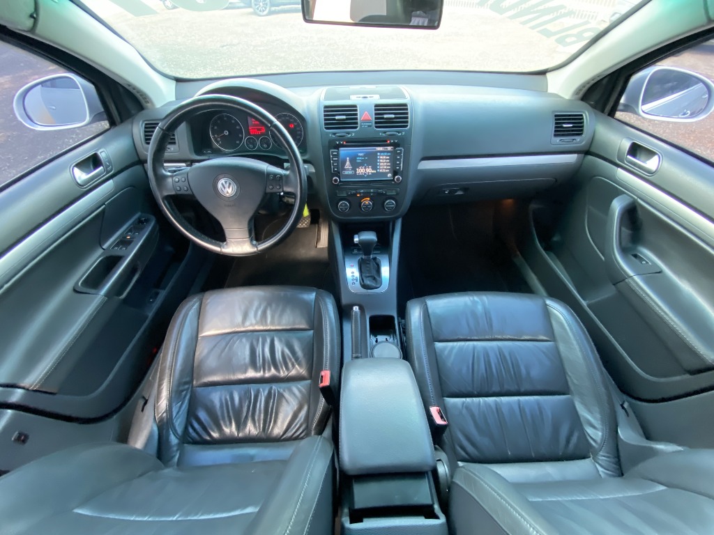 VOLKSWAGEN JETTA 2.5 I 20V 150CV GASOLINA 4P TIPTRONIC VOLKSWAGEN JETTA 2.5 I 20V 150CV GASOLINA 4P TIPTRONIC