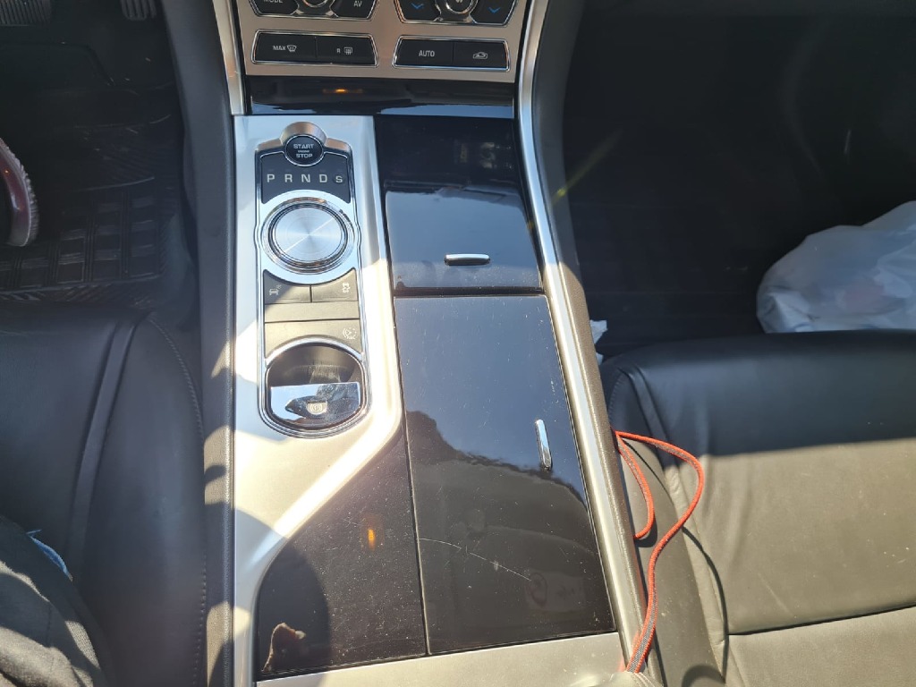 JAGUAR XF 2.0 PREMIUM LUXURY TURBOCHARGED GASOLINA 4P AUTOMATICO JAGUAR XF 2.0 PREMIUM LUXURY TURBOCHARGED GASOLINA 4P AUTOMATICO