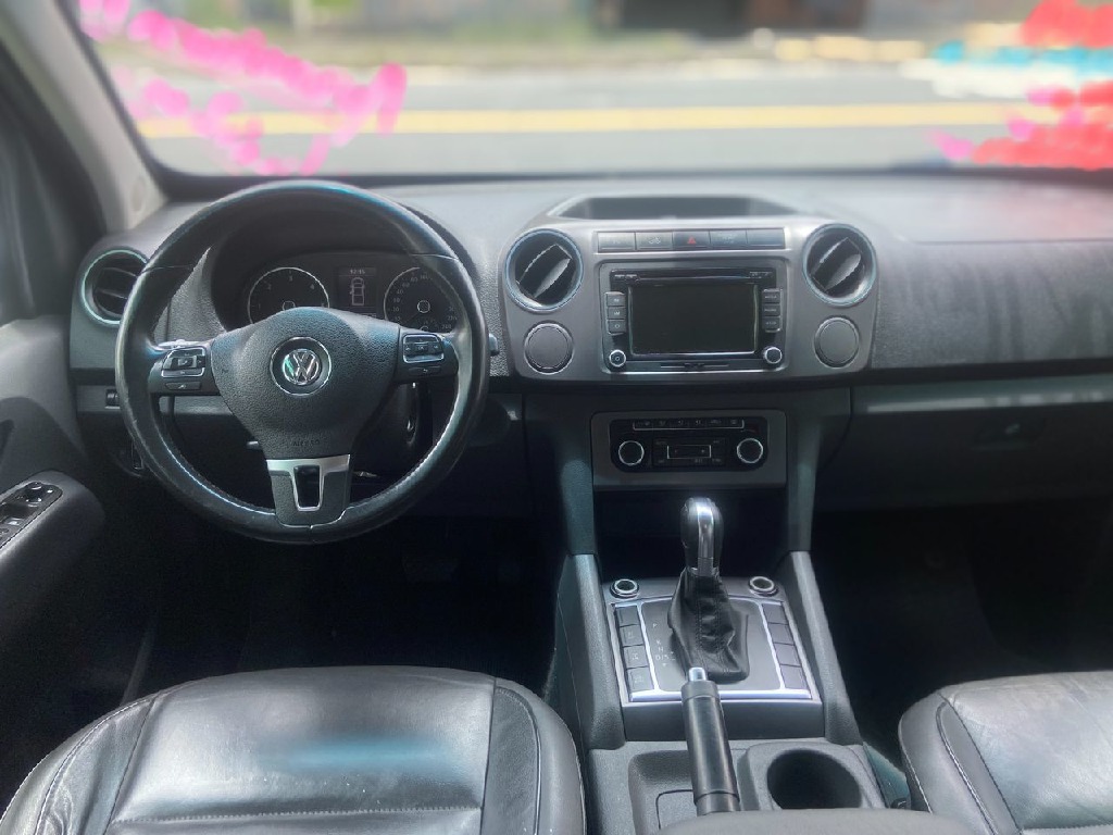 VOLKSWAGEN AMAROK 2.0 HIGHLINE 4X4 CD 16V TURBO INTERCOOLER DIESEL 4P AUTOMATICO VOLKSWAGEN AMAROK 2.0 HIGHLINE 4X4 CD 16V TURBO INTERCOOLER DIESEL 4P AUTOMATICO