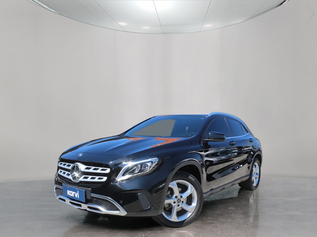Seminovos certificados MERCEDES-BENZ GLA 200 1.6 CGI FLEX ADVANCE 7G-DCT