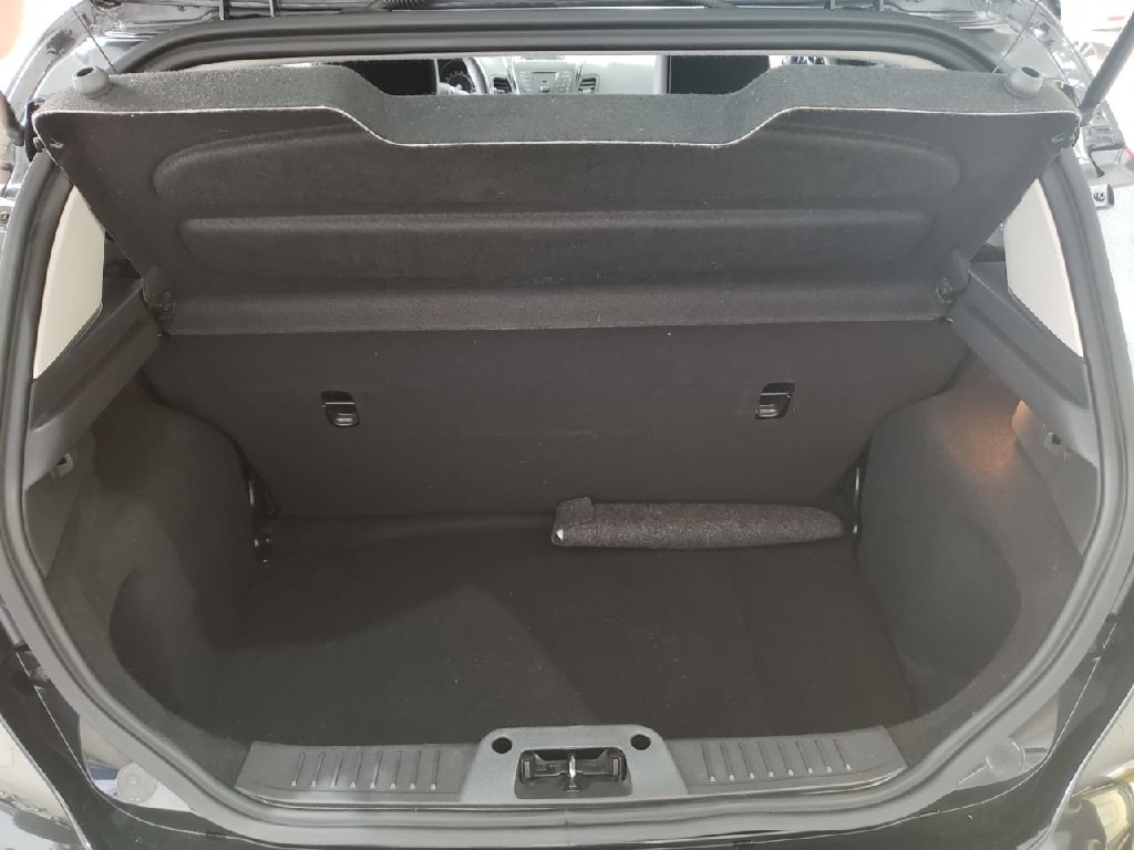 FORD FIESTA 1.5 SE HATCH 16V FLEX 4P MANUAL FORD FIESTA 1.5 SE HATCH 16V FLEX 4P MANUAL