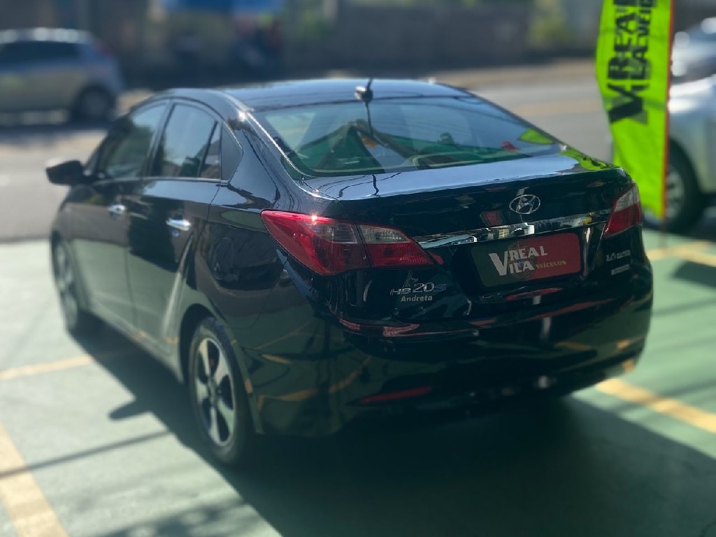 HYUNDAI HB20S 1.6 COMFORT PLUS 16V FLEX 4P AUTOMATICO HYUNDAI HB20S 1.6 COMFORT PLUS 16V FLEX 4P AUTOMATICO