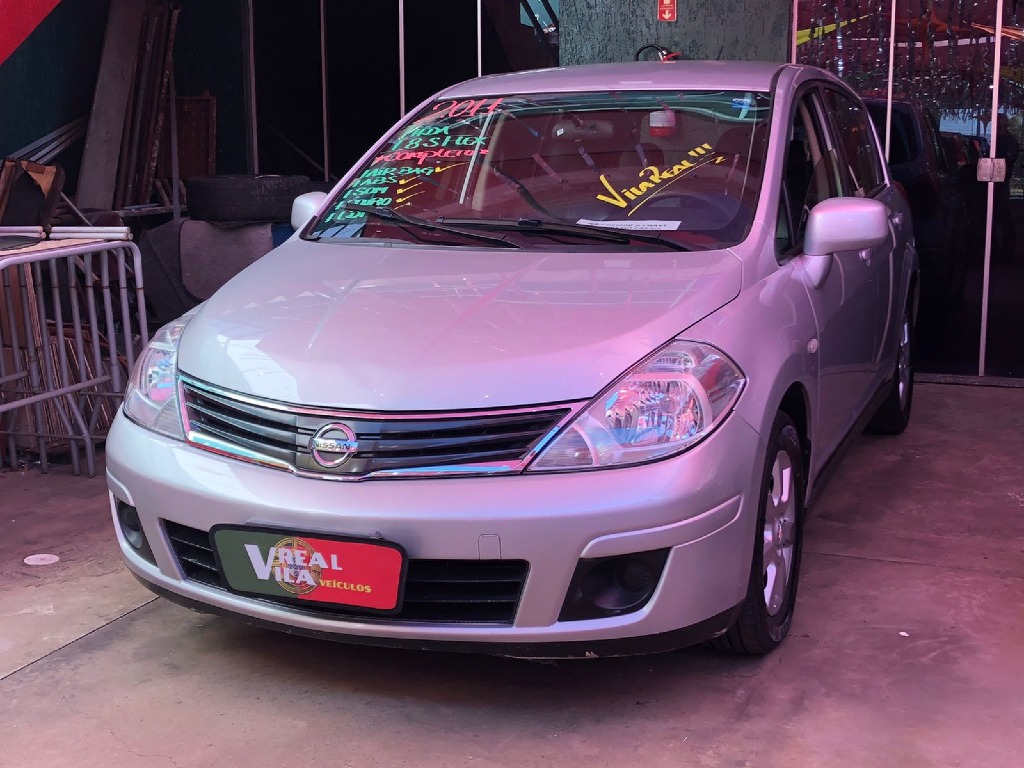 NISSAN TIIDA 1.8 S 16V FLEX 4P MANUAL NISSAN TIIDA 1.8 S 16V FLEX 4P MANUAL
