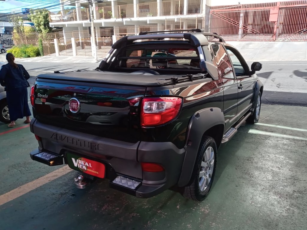 FIAT STRADA 1.8 MPI ADVENTURE CD 16V FLEX 3P AUTOMATIZADO FIAT STRADA 1.8 MPI ADVENTURE CD 16V FLEX 3P AUTOMATIZADO