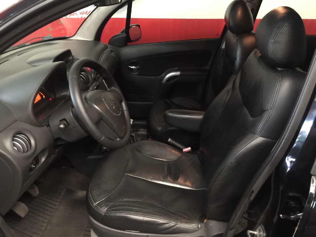CITROEN C3 1.4 I EXCLUSIVE 8V FLEX 4P MANUAL CITROEN C3 1.4 I EXCLUSIVE 8V FLEX 4P MANUAL