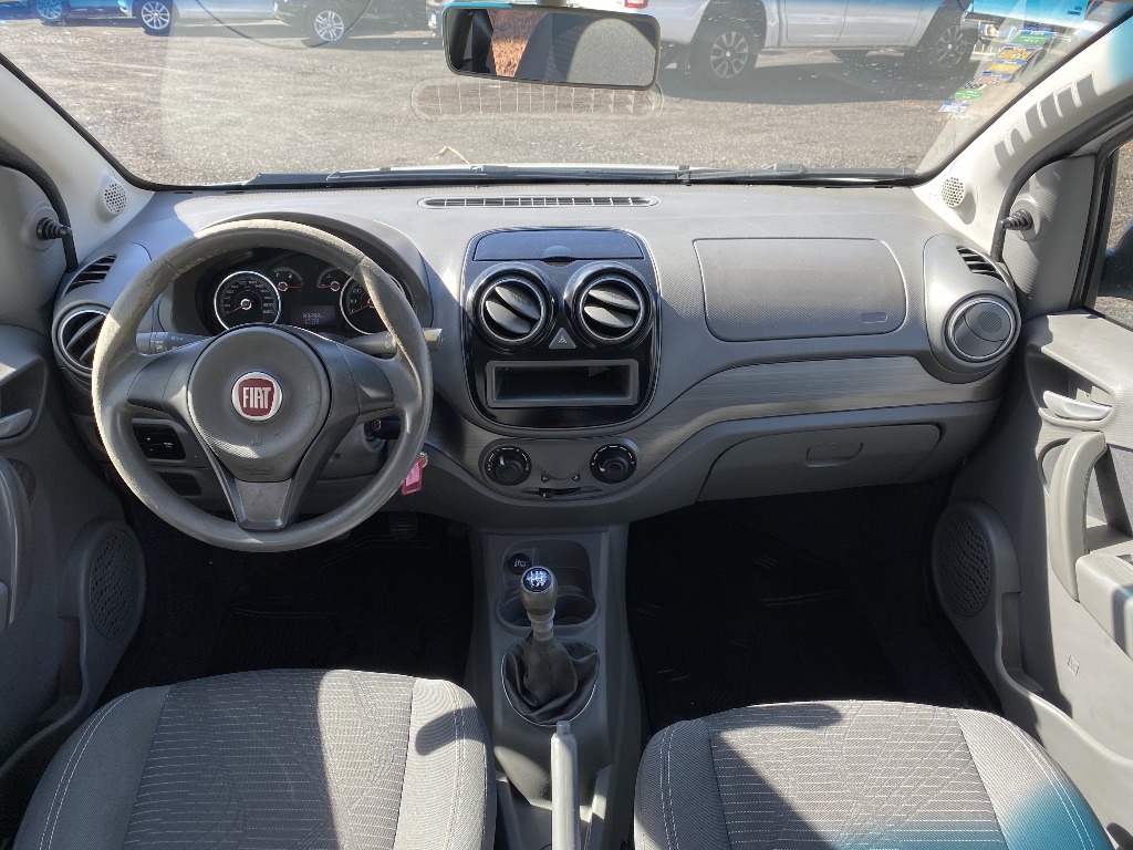 FIAT PALIO 1.0 MPI ATTRACTIVE 8V FLEX 4P MANUAL FIAT PALIO 1.0 MPI ATTRACTIVE 8V FLEX 4P MANUAL