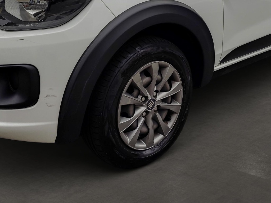 fiat MOBI 1.0 EVO FLEX TREKKING MANUAL 20215