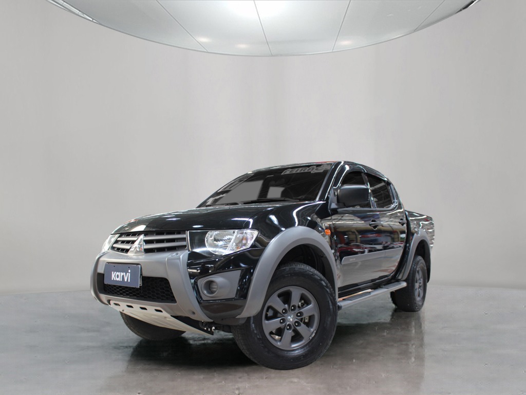 Carros seminovos MITSUBISHI L200 TRITON 2.4 HLS CHROME 4X2 CD 16V FLEX 4P MANUAL