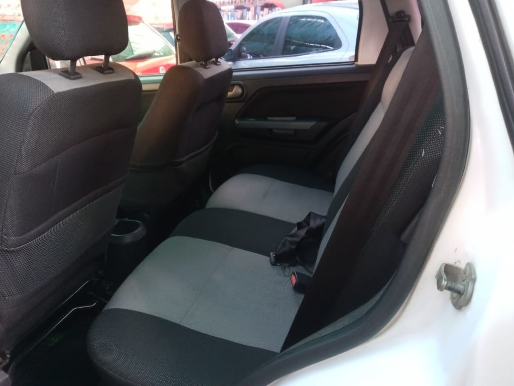 FORD ECOSPORT 2.0 4WD 16V FLEX 4P MANUAL FORD ECOSPORT 2.0 4WD 16V FLEX 4P MANUAL