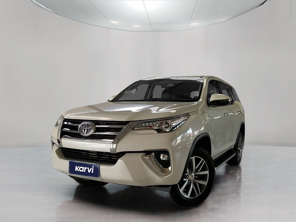 Carros seminovos TOYOTA HILUX SW4 2.8 SRX 4X4 16V TURBO INTERCOOLER DIESEL 4P AUTOMATICO