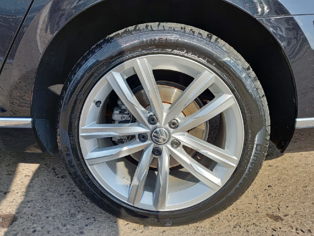 VOLKSWAGEN PASSAT 2.0 16V TSI BLUEMOTION GASOLINA HIGHLINE 4P DSG VOLKSWAGEN PASSAT 2.0 16V TSI BLUEMOTION GASOLINA HIGHLINE 4P DSG