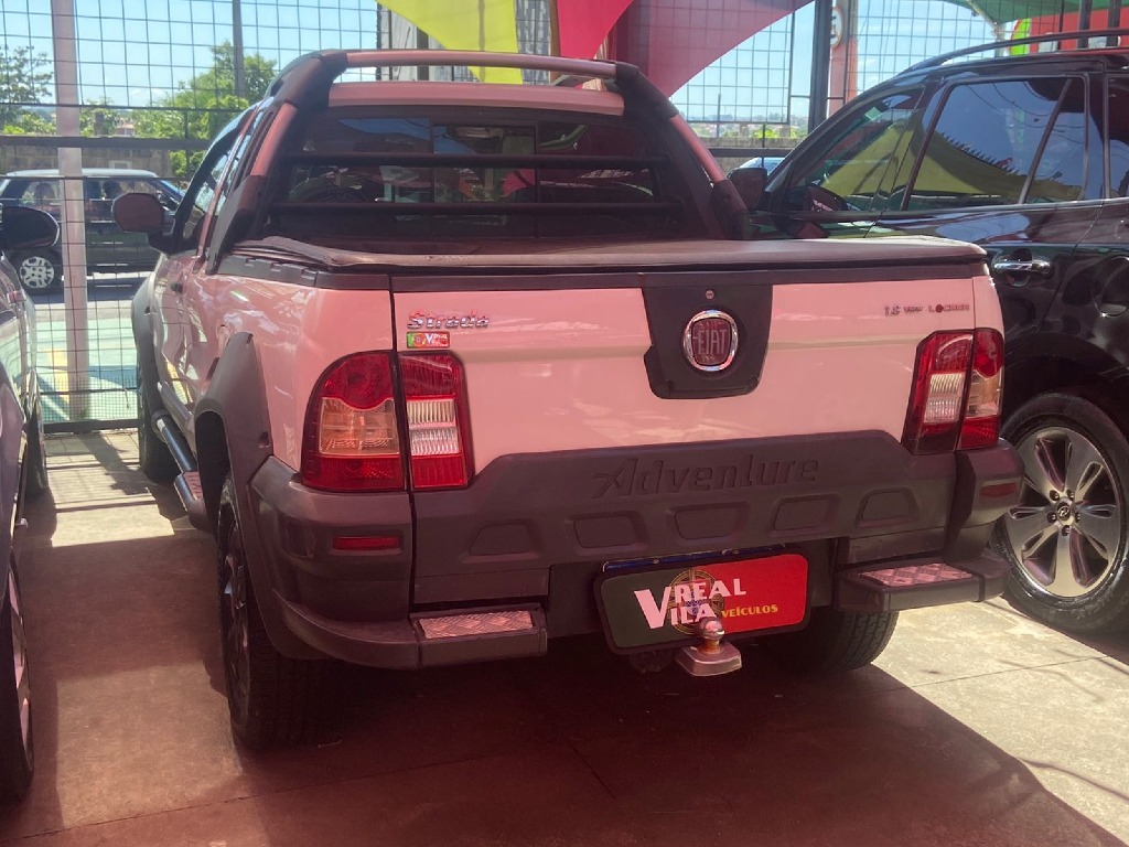 FIAT STRADA 1.8 MPI ADVENTURE CE 16V FLEX 2P MANUAL FIAT STRADA 1.8 MPI ADVENTURE CE 16V FLEX 2P MANUAL