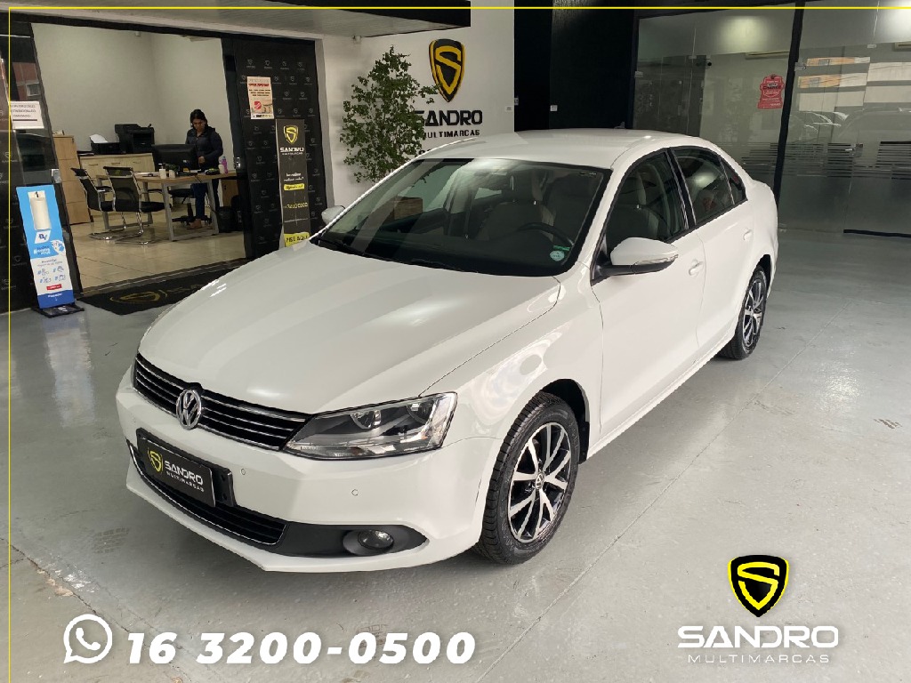 VOLKSWAGEN JETTA 2.0 COMFORTLINE FLEX 4P TIPTRONIC