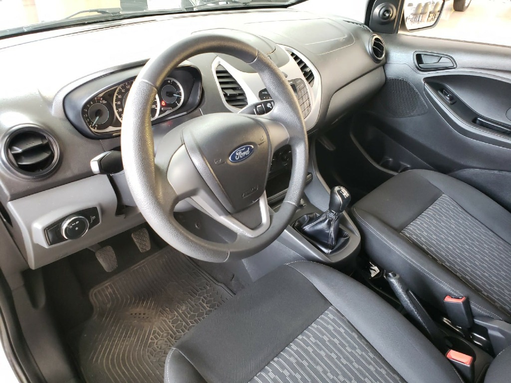 FORD KA 1.5 SE 16V FLEX 4P MANUAL FORD KA 1.5 SE 16V FLEX 4P MANUAL