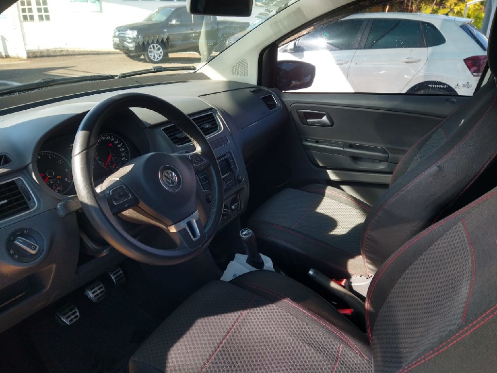 VOLKSWAGEN CROSSFOX 1.6 MI FLEX 8V 4P MANUAL VOLKSWAGEN CROSSFOX 1.6 MI FLEX 8V 4P MANUAL