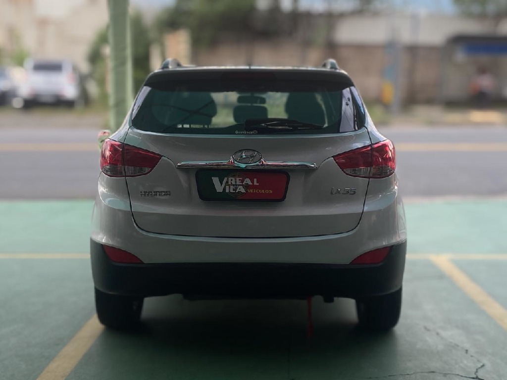 HYUNDAI IX35 2.0 MPFI GLS 4X2 16V GASOLINA 4P AUTOMATICO HYUNDAI IX35 2.0 MPFI GLS 4X2 16V GASOLINA 4P AUTOMATICO