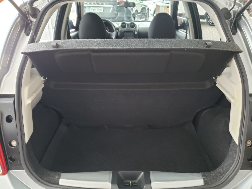 NISSAN MARCH 1.0 ACTIVE 16V FLEX 4P MANUAL NISSAN MARCH 1.0 ACTIVE 16V FLEX 4P MANUAL