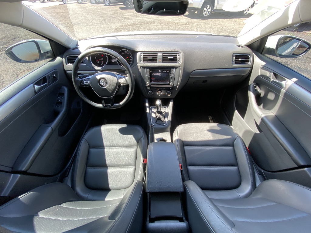 VOLKSWAGEN JETTA 1.4 16V TSI COMFORTLINE GASOLINA 4P TIPTRONIC VOLKSWAGEN JETTA 1.4 16V TSI COMFORTLINE GASOLINA 4P TIPTRONIC