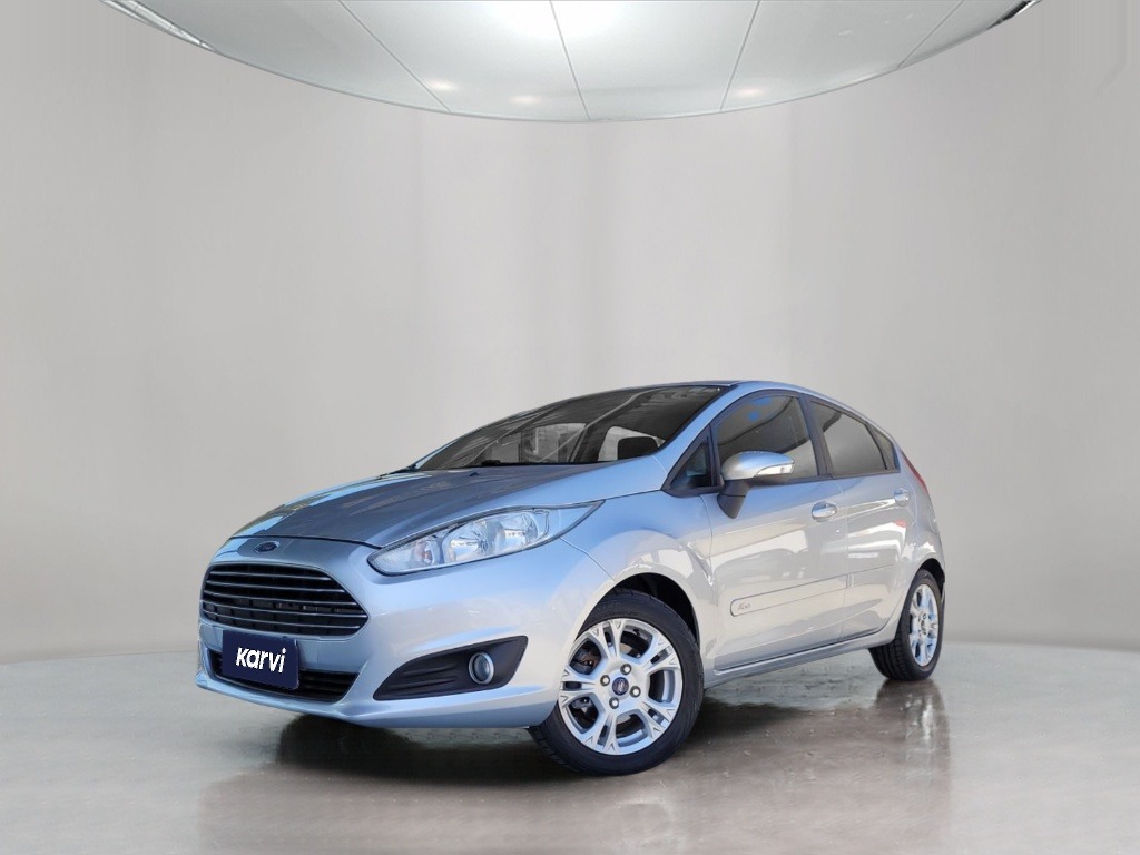 Carros seminovos FORD NEW FIESTA HATCH SE 1.5 16V(FLEX) EG.4P