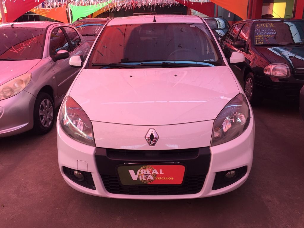 RENAULT SANDERO 1.6 EXPRESSION 8V FLEX 4P MANUAL RENAULT SANDERO 1.6 EXPRESSION 8V FLEX 4P MANUAL