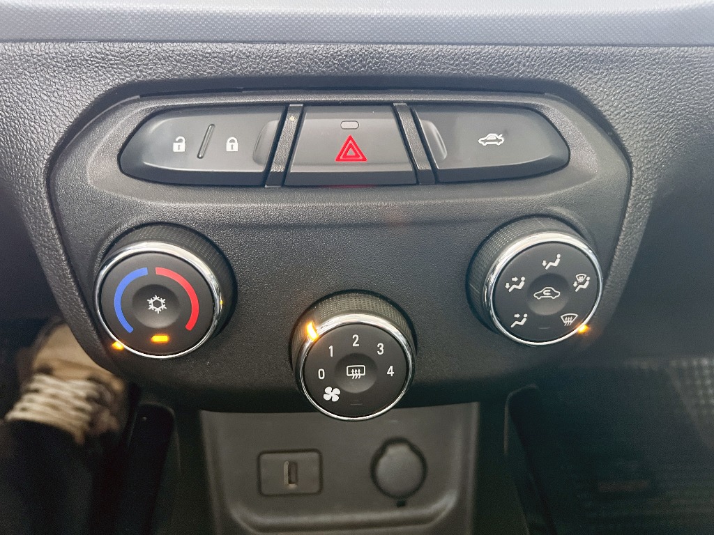chevrolet ONIX 1.4 MPFI LTZ 8V FLEX 4P AUTOMATICO 2019