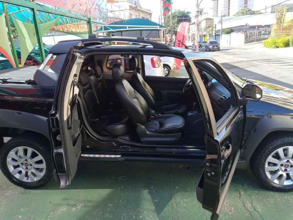 FIAT STRADA 1.8 MPI ADVENTURE CD 16V FLEX 3P AUTOMATIZADO FIAT STRADA 1.8 MPI ADVENTURE CD 16V FLEX 3P AUTOMATIZADO