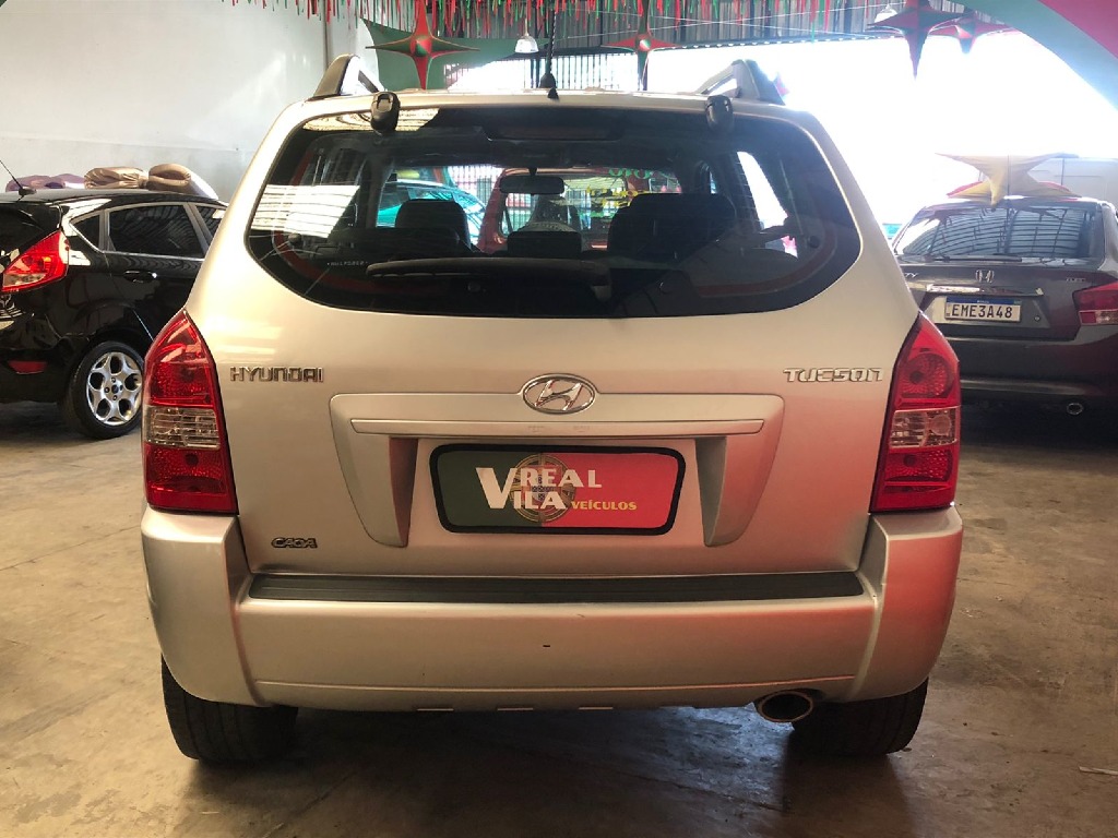 HYUNDAI TUCSON 2.0 MPFI GL 16V 142CV 2WD GASOLINA 4P MANUAL HYUNDAI TUCSON 2.0 MPFI GL 16V 142CV 2WD GASOLINA 4P MANUAL