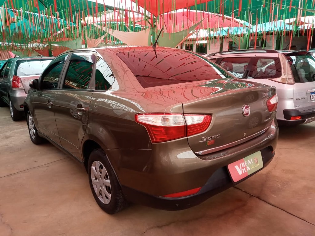 FIAT GRAND SIENA 1.4 MPI ATTRACTIVE 8V FLEX 4P MANUAL FIAT GRAND SIENA 1.4 MPI ATTRACTIVE 8V FLEX 4P MANUAL