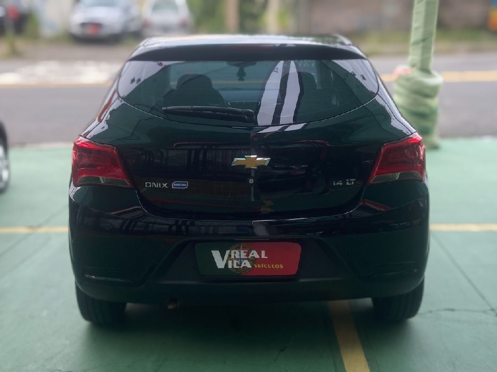 CHEVROLET ONIX 1.4 MPFI LT 8V FLEX 4P MANUAL CHEVROLET ONIX 1.4 MPFI LT 8V FLEX 4P MANUAL