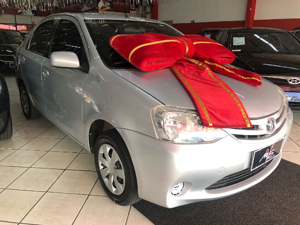TOYOTA ETIOS 1.5 XS SEDAN 16V FLEX 4P MANUAL TOYOTA ETIOS 1.5 XS SEDAN 16V FLEX 4P MANUAL