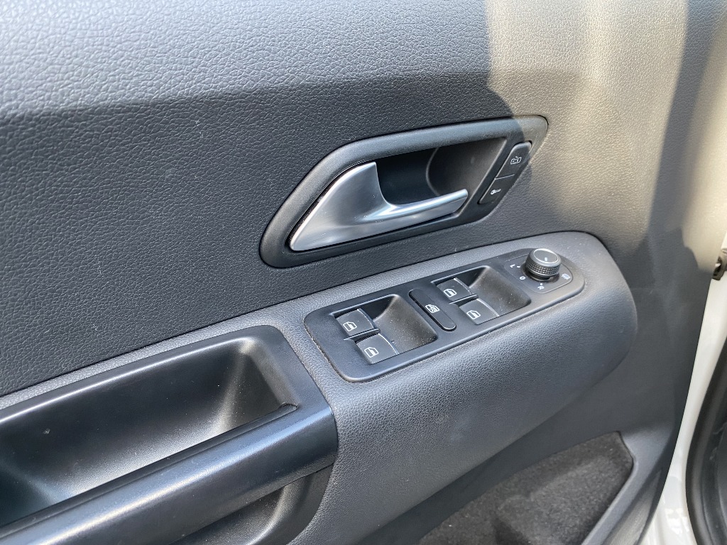 VOLKSWAGEN AMAROK 2.0 HIGHLINE 4X4 CD 16V TURBO INTERCOOLER DIESEL 4P AUTOMATICO VOLKSWAGEN AMAROK 2.0 HIGHLINE 4X4 CD 16V TURBO INTERCOOLER DIESEL 4P AUTOMATICO