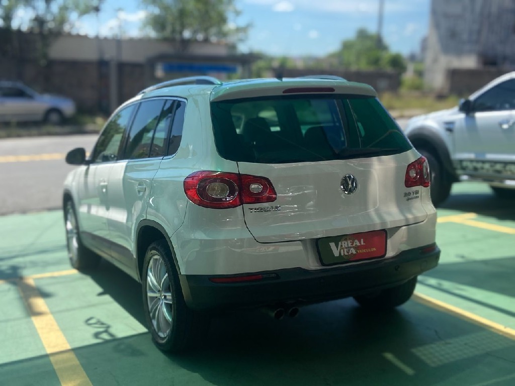VOLKSWAGEN TIGUAN 2.0 TSI 16V TURBO GASOLINA 4P TIPTRONIC VOLKSWAGEN TIGUAN 2.0 TSI 16V TURBO GASOLINA 4P TIPTRONIC