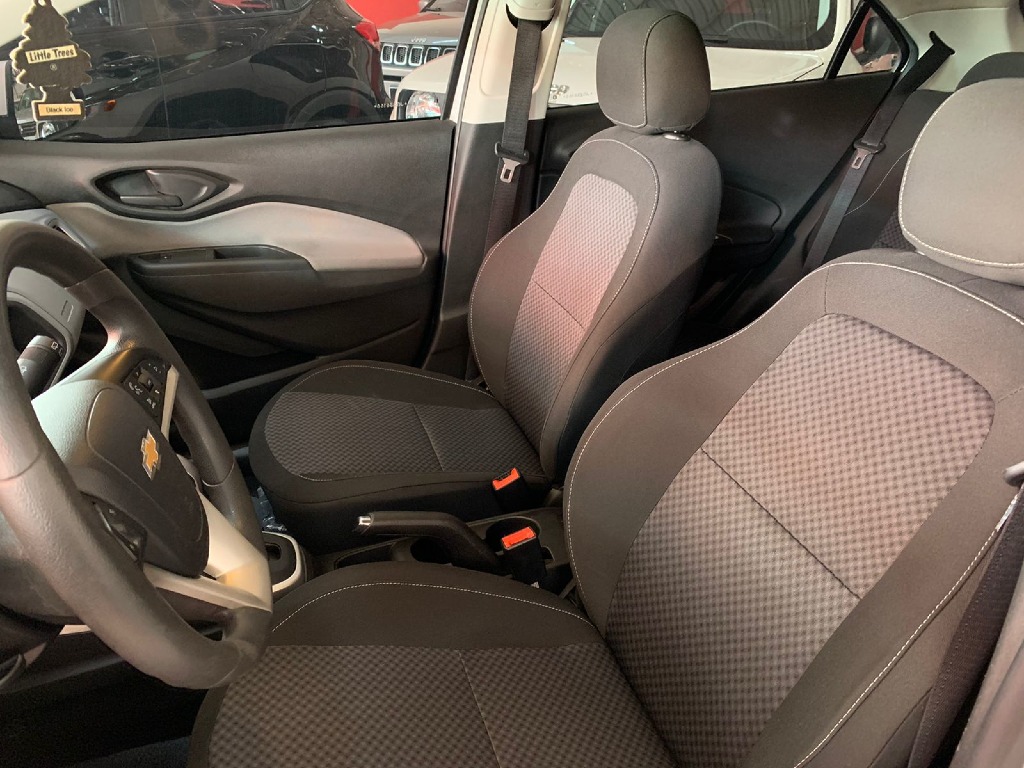 CHEVROLET ONIX 1.4 MPFI LT 8V FLEX 4P AUTOMATICO CHEVROLET ONIX 1.4 MPFI LT 8V FLEX 4P AUTOMATICO