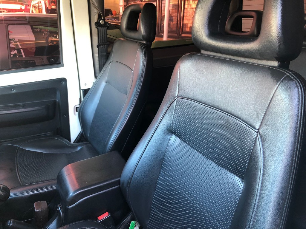 TROLLER T4 3.0 TETO RIGIDO 16V TURBO ELETRONIC DIESEL 2P MANUAL TROLLER T4 3.0 TETO RIGIDO 16V TURBO ELETRONIC DIESEL 2P MANUAL