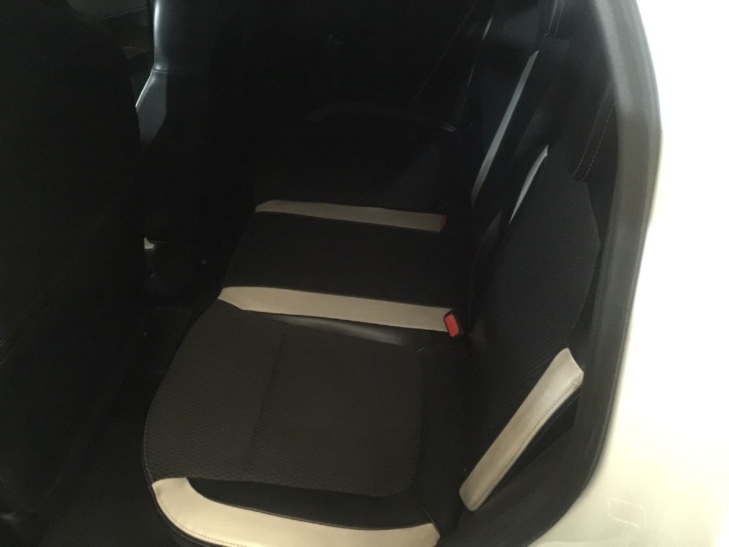 RENAULT KWID 1.0 12V SCE FLEX INTENSE MANUAL RENAULT KWID 1.0 12V SCE FLEX INTENSE MANUAL