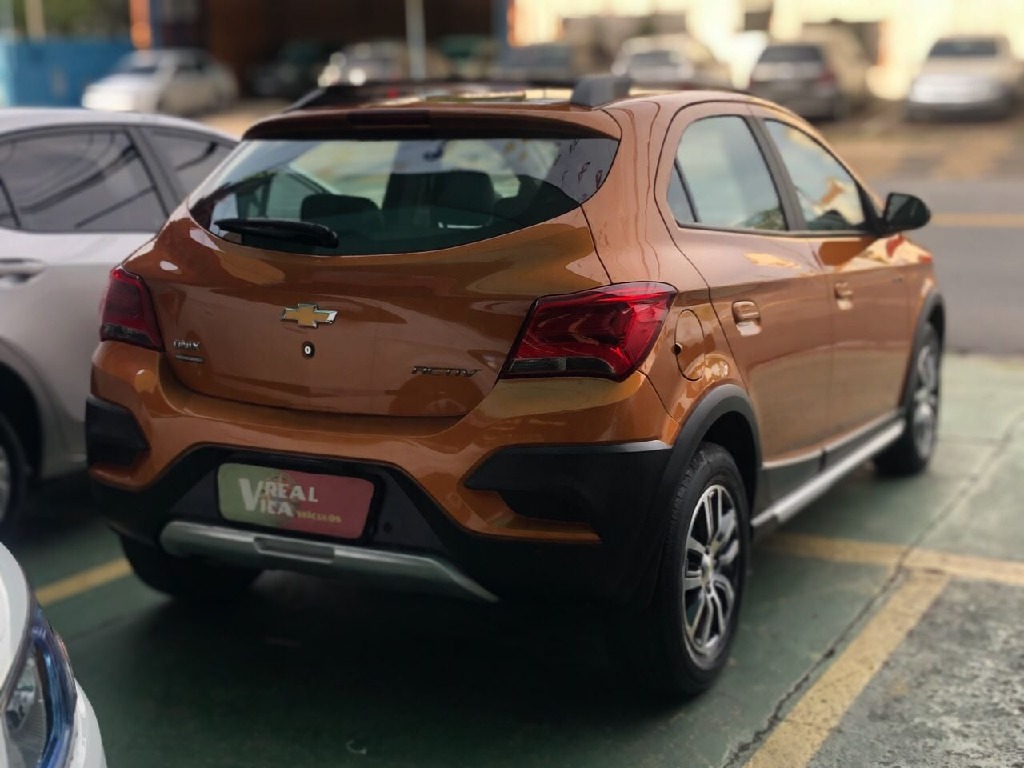 CHEVROLET ONIX 1.4 MPFI ACTIV 8V FLEX 4P MANUAL CHEVROLET ONIX 1.4 MPFI ACTIV 8V FLEX 4P MANUAL