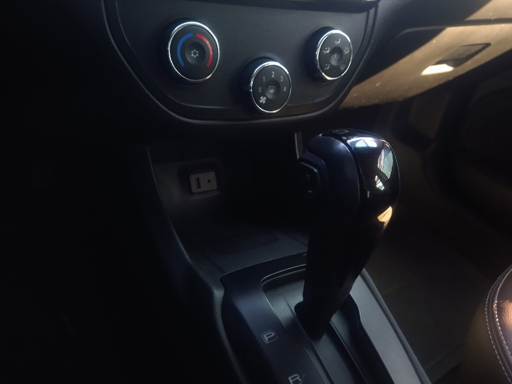 CHEVROLET COBALT 1.8 MPFI LTZ 8V FLEX 4P AUTOMATICO CHEVROLET COBALT 1.8 MPFI LTZ 8V FLEX 4P AUTOMATICO