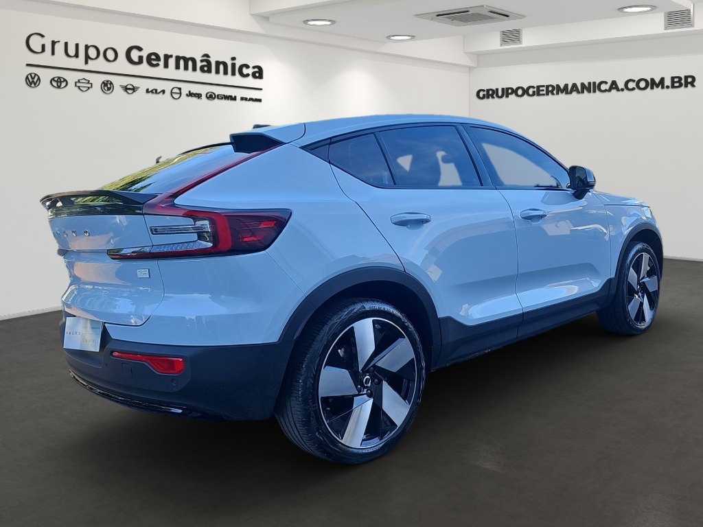 volvo C40 P8 RECHARGE TWIN ELECTRIC ULTIMATE AWD 2024