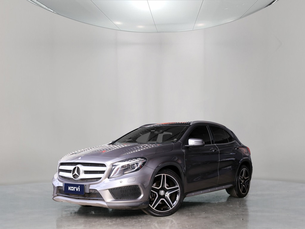 Carros seminovos MERCEDES-BENZ GLA 250 2.0 16V TURBO GASOLINA ENDURO 4P AUTOMATICO