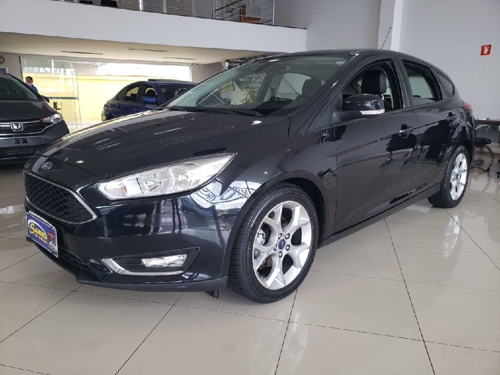FORD FOCUS 2.0 SE FASTBACK 16V FLEX 4P POWERSHIFT FORD FOCUS 2.0 SE FASTBACK 16V FLEX 4P POWERSHIFT