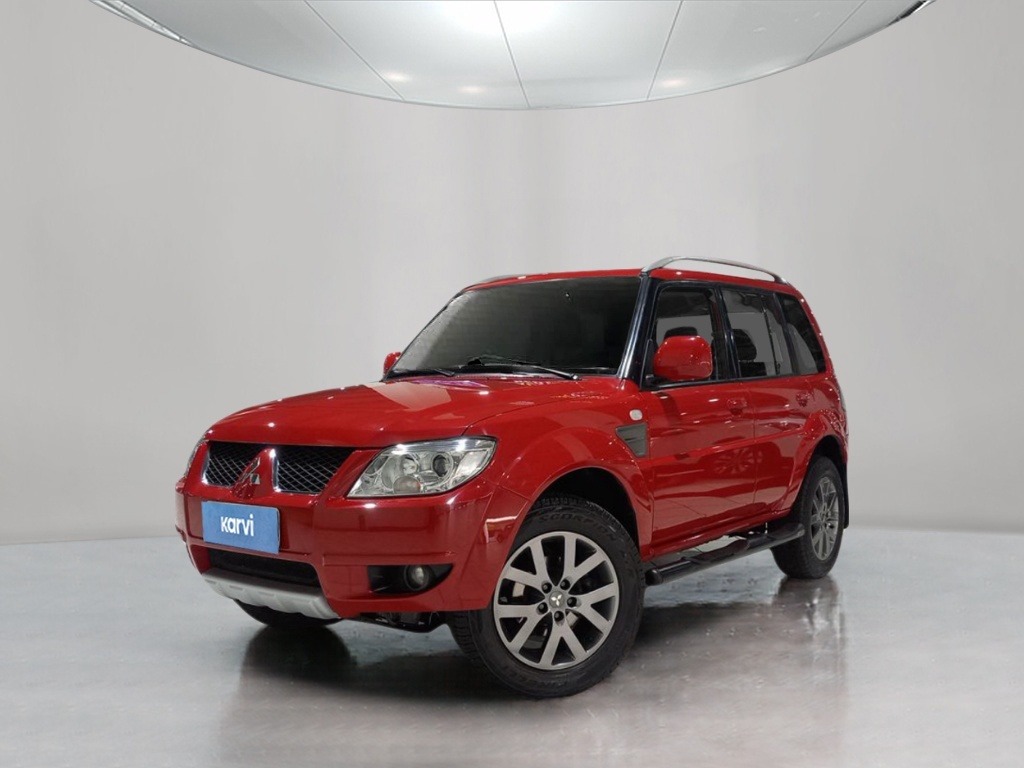 Carros seminovos MITSUBISHI PAJERO TR4 2.0 4X2 16V 140CV FLEX 4P AUTOMATICO
