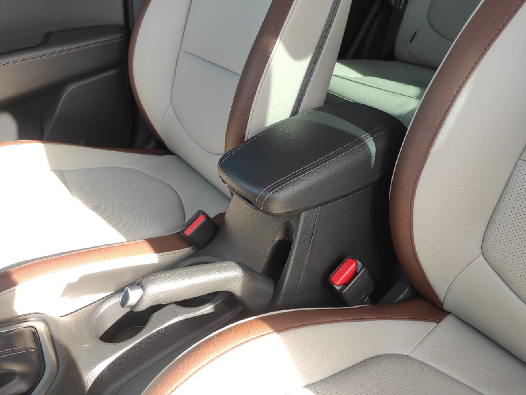 HYUNDAI CRETA 2.0 16V FLEX PRESTIGE AUTOMÁTICO HYUNDAI CRETA 2.0 16V FLEX PRESTIGE AUTOMÁTICO