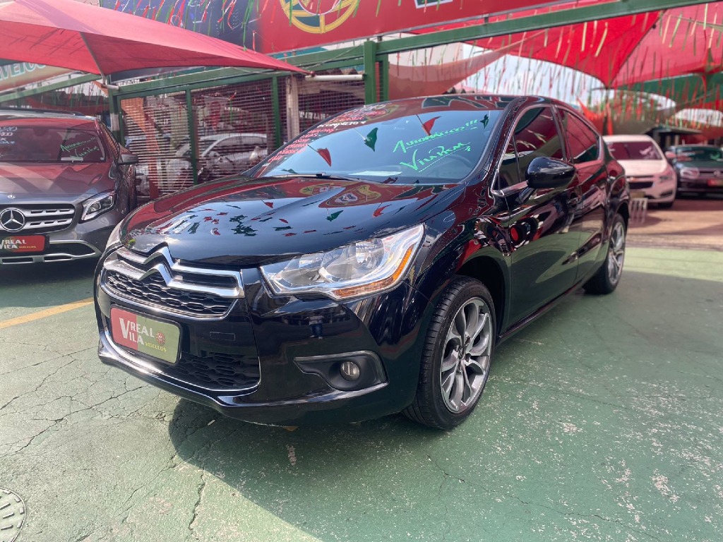 CITROEN DS4 1.6 THP CHIC 165 16V TURBO GASOLINA 4P AUTOMATICO CITROEN DS4 1.6 THP CHIC 165 16V TURBO GASOLINA 4P AUTOMATICO
