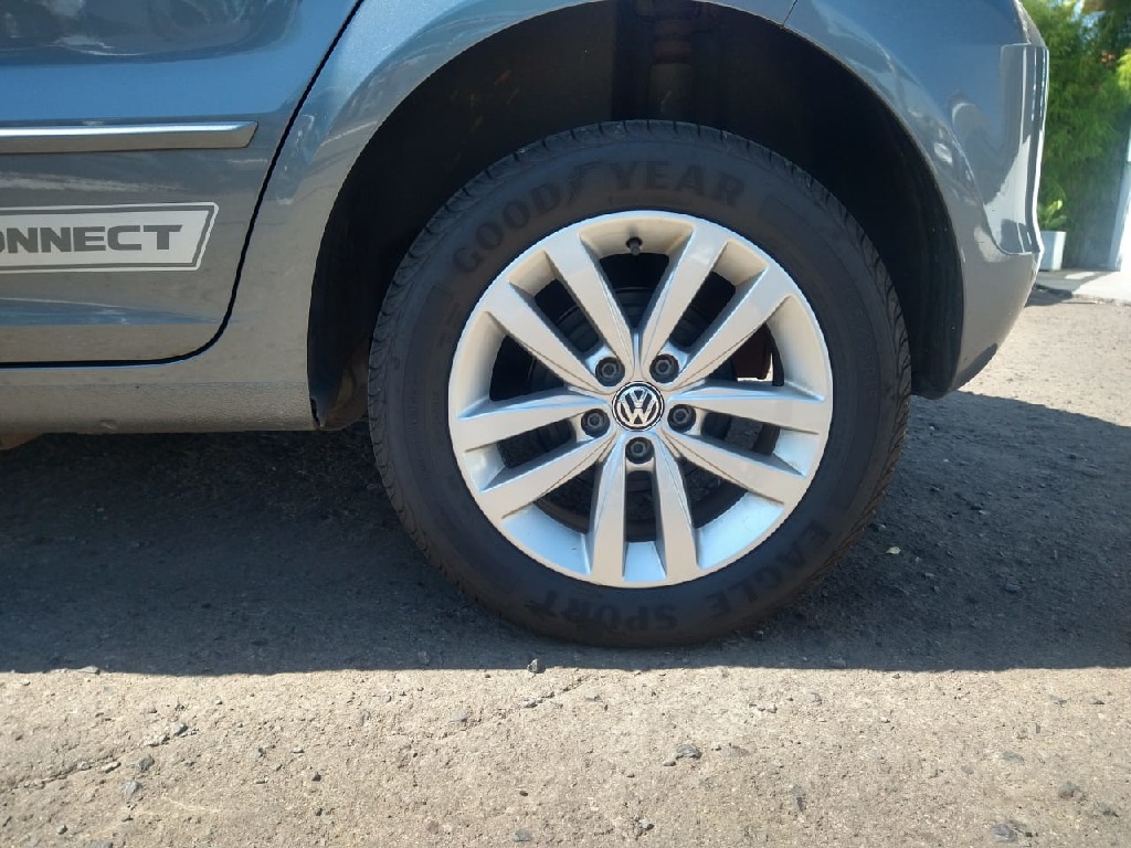 VOLKSWAGEN FOX 1.6 MSI TOTAL FLEX CONNECT 4P MANUAL VOLKSWAGEN FOX 1.6 MSI TOTAL FLEX CONNECT 4P MANUAL