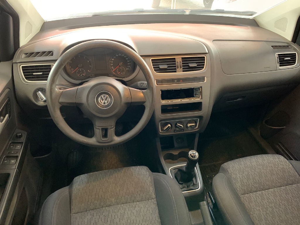 VOLKSWAGEN FOX 1.6 MI 8V FLEX 4P MANUAL VOLKSWAGEN FOX 1.6 MI 8V FLEX 4P MANUAL