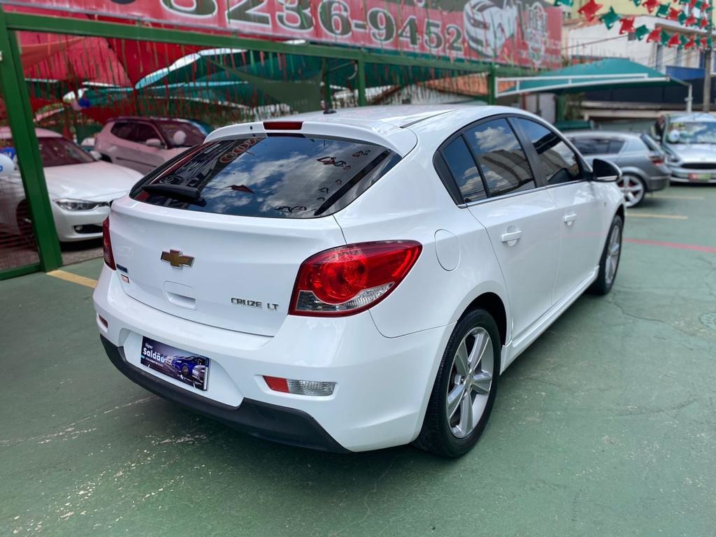 CHEVROLET CRUZE 1.8 LT 16V FLEX 4P AUTOMATICO CHEVROLET CRUZE 1.8 LT 16V FLEX 4P AUTOMATICO
