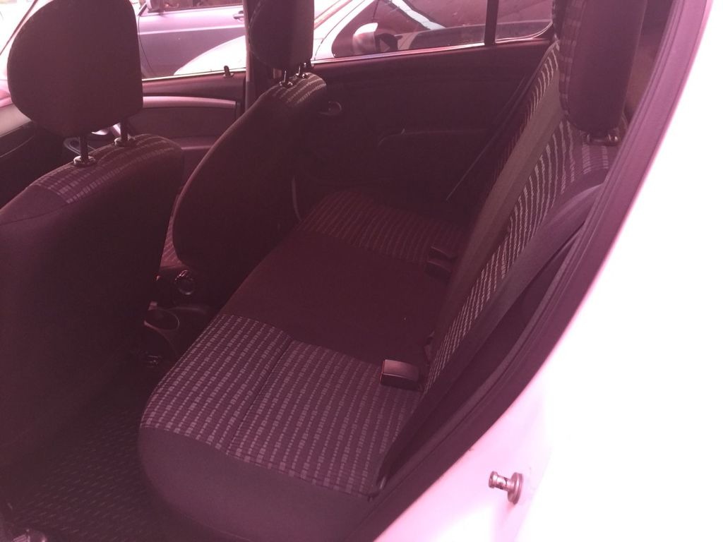 RENAULT SANDERO 1.6 EXPRESSION 8V FLEX 4P MANUAL RENAULT SANDERO 1.6 EXPRESSION 8V FLEX 4P MANUAL