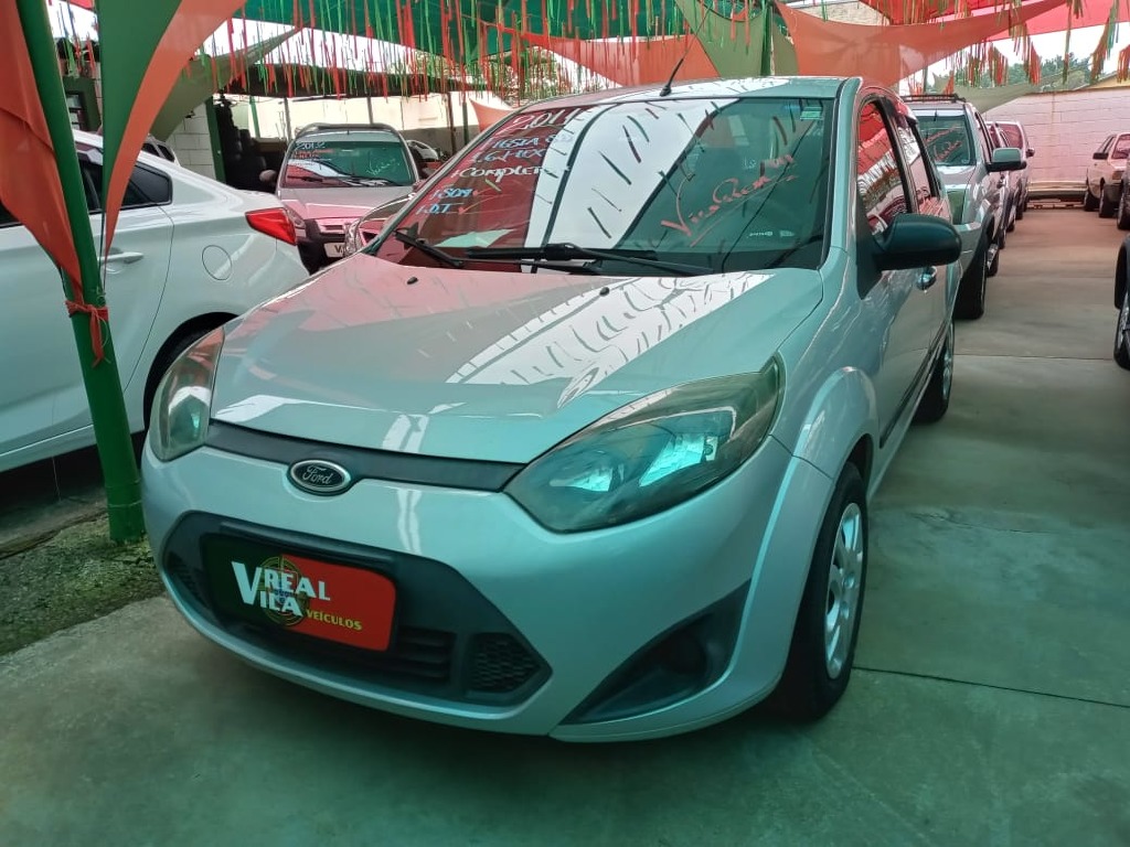 FORD FIESTA 1.6 MPI CLASS SEDAN 8V FLEX 4P MANUAL FORD FIESTA 1.6 MPI CLASS SEDAN 8V FLEX 4P MANUAL