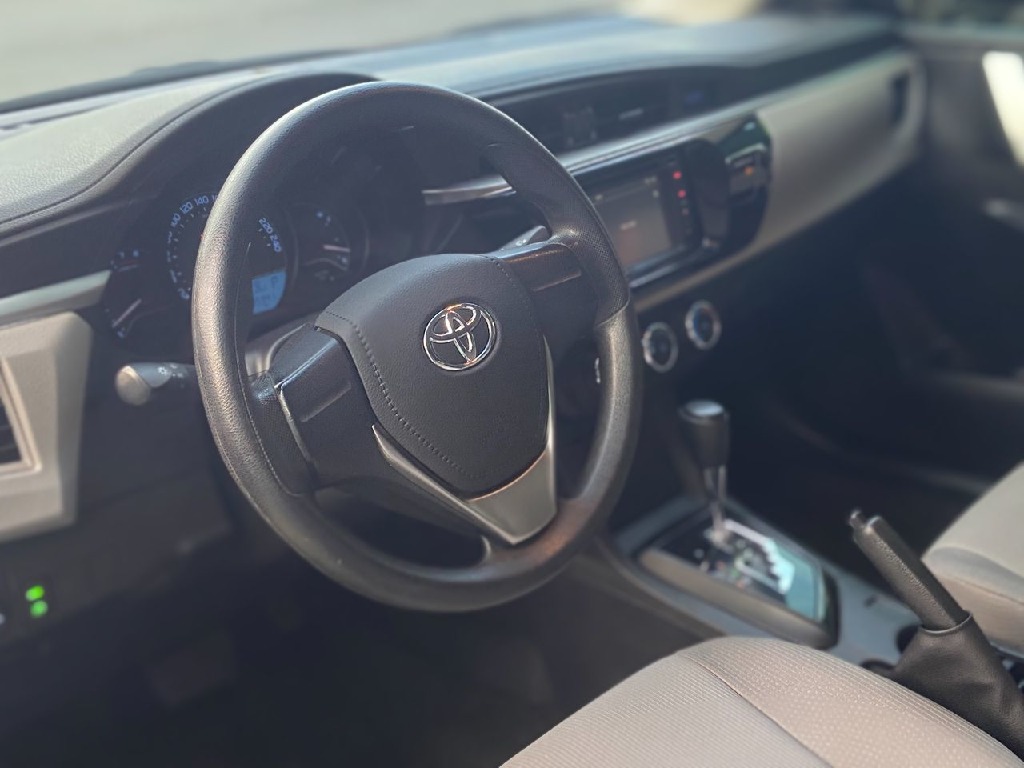 TOYOTA COROLLA 1.8 GLI 16V FLEX 4P AUTOMATICO TOYOTA COROLLA 1.8 GLI 16V FLEX 4P AUTOMATICO