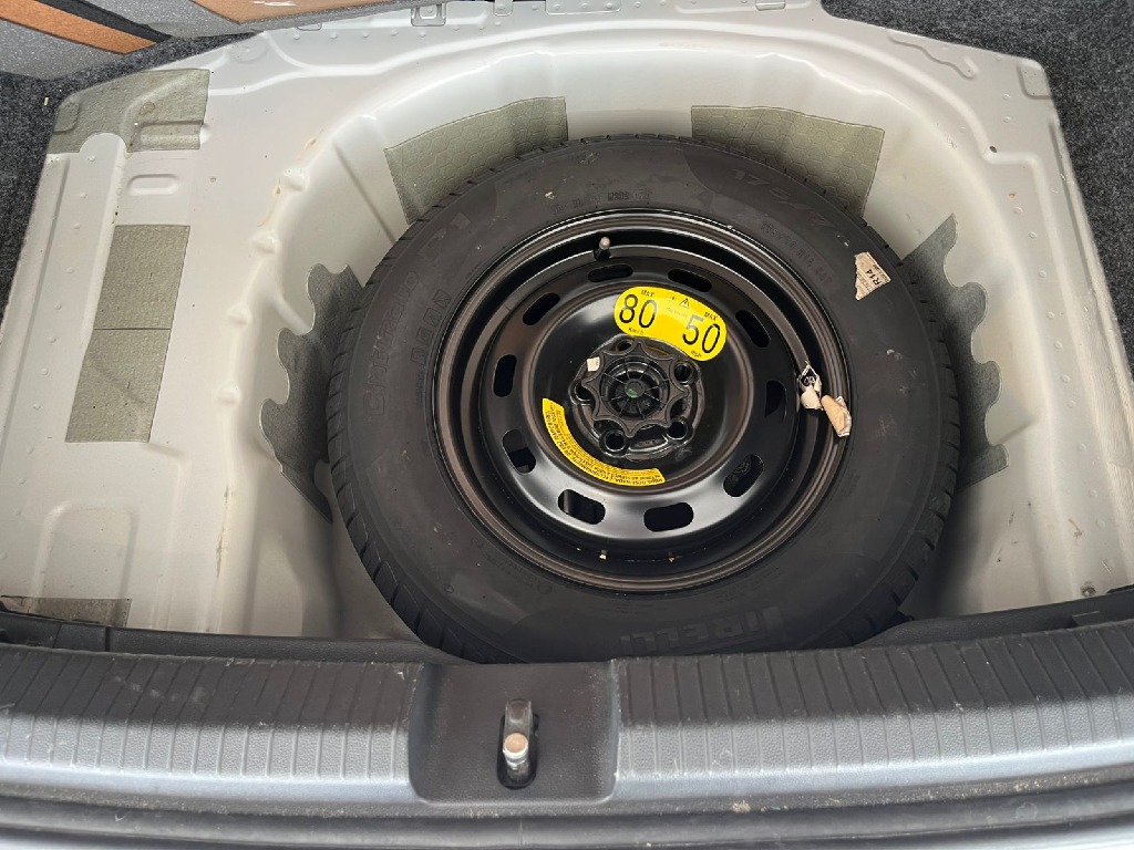 volkswagen POLO 1.0 MPI TOTAL FLEX MANUAL 2020